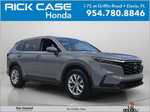 Used 2025 Honda CR-V LX image 1