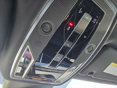 New 2025 Audi A8 L 3.0T image 37