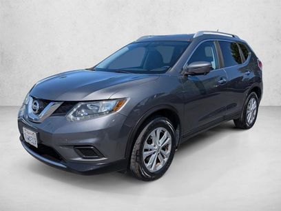 Used 2016 Nissan Rogue SV w/ SV Premium Package