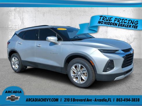 Certified 2019 Chevrolet Blazer LT FWD image 1