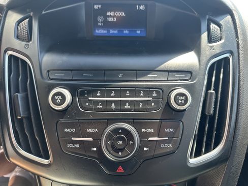 Used 2018 Ford Focus ST FWD image 16