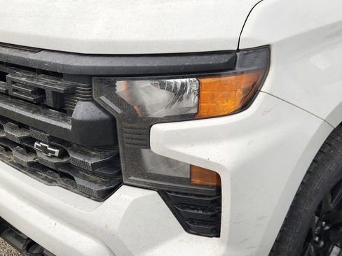 Used 2024 Chevrolet Silverado 1500 Custom image 6
