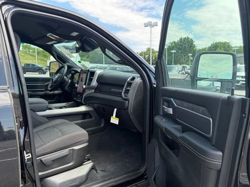 New 2026 RAM 2500 Big Horn AWD/4WD image 28