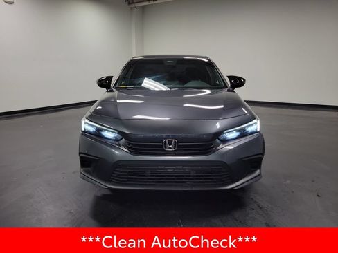 Used 2022 Honda Civic Sport image 3