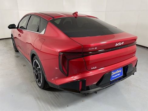 New 2025 Kia K4 GT-Line w/ GT-Line Sunroof Package image 6