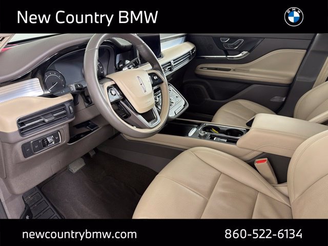 Used 2022 Lincoln Corsair AWD w/ Premium Package image 10