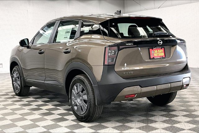 New 2027 Nissan Kicks S FWD image 4