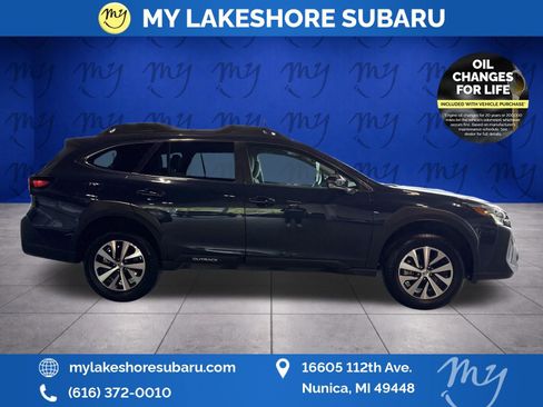 Certified 2025 Subaru Outback Premium AWD/4WD image 12