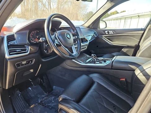 Used 2023 BMW X5 xDrive40i w/ Premium Package image 4
