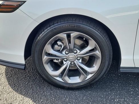 Used 2024 Honda Accord EX image 25