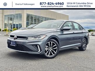 Certified 2025 Volkswagen Jetta SE w/ Sunroof Package video 1