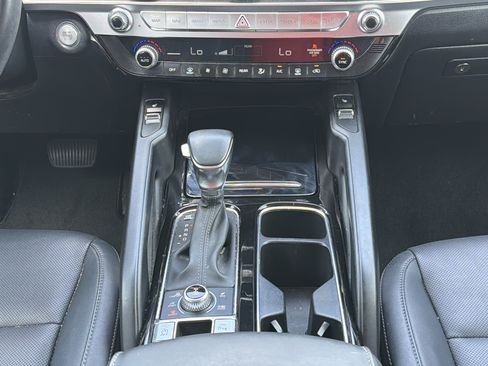 Used 2023 Kia Telluride S AWD/4WD image 5