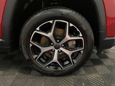 Used 2025 Jeep Compass Limited AWD/4WD image 19