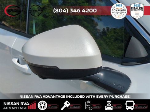 New 2025 Nissan Kicks SR image 13