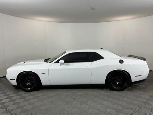 Used 2017 Dodge Challenger R/T w/ Blacktop Package RWD image 8