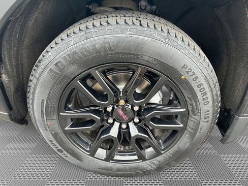 Used 2022 GMC Sierra 1500 Elevation w/ LPO, Elevation Black Package image 33