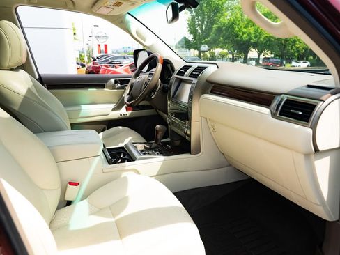 Used 2016 Lexus GX 460 Luxury AWD/4WD image 27