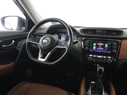 Used 2018 Nissan Rogue SL AWD/4WD image 10
