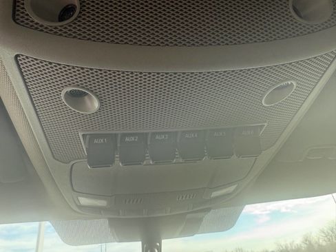 Used 2021 Ford F350 XL w/ Power Equipment Group image 38