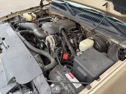 Used 2006 Chevrolet Silverado 1500 LT w/ Light Duty Power Package RWD image 18