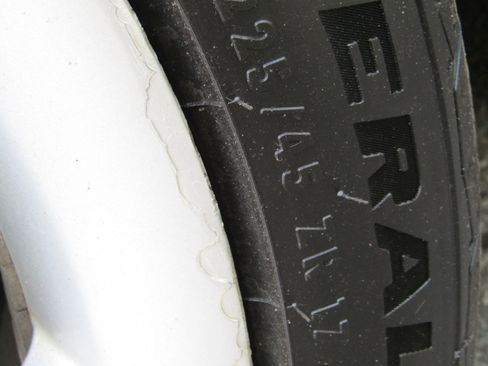 Used 2011 Mercedes-Benz C 300 4MATIC Sedan image 32