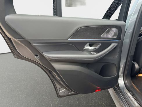 Used 2025 Mercedes-Benz GLE 580 4MATIC image 12