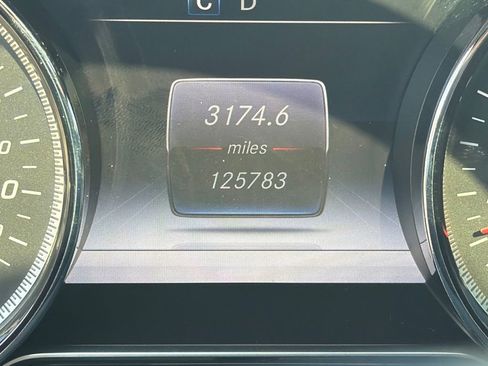 Used 2017 Mercedes-Benz E 300 E 300 image 16