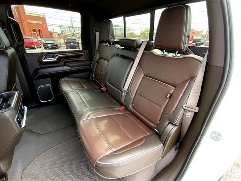 Used 2024 GMC Sierra 2500 Denali AWD/4WD image 38