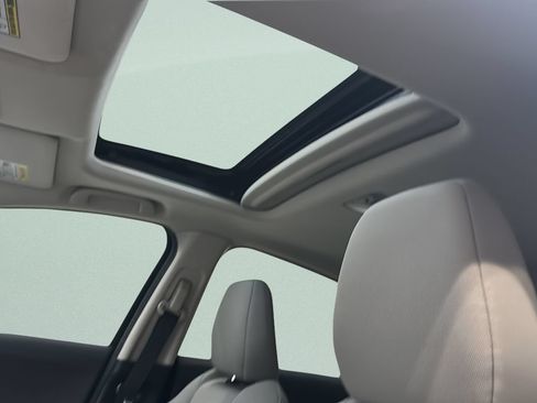 Used 2019 Honda HR-V EX image 16