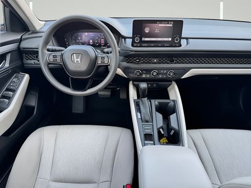 Used 2023 Honda Accord LX image 5