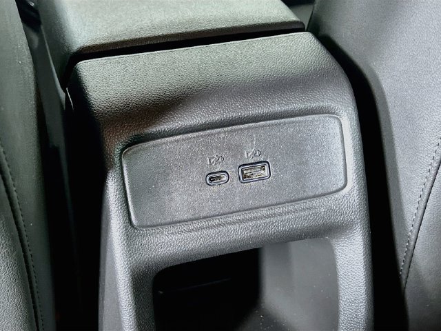 Used 2024 Chevrolet Trax RS w/ Driver Confidence Package FWD image 32