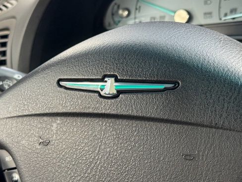 Used 2002 Ford Thunderbird Deluxe image 44
