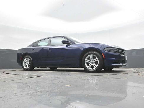 Used 2016 Dodge Charger SE image 30