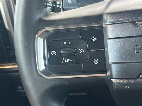 Used 2025 GMC Hummer EV 2X AWD/4WD image 29