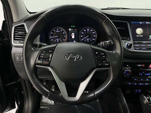 Used 2017 Hyundai Tucson Limited w/ Limited Ultimate Package 03 FWD image 21