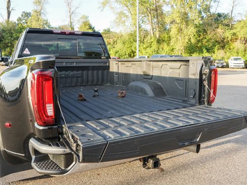 Used 2021 GMC Sierra 3500 SLT w/ SLT Convenience Package AWD/4WD image 9