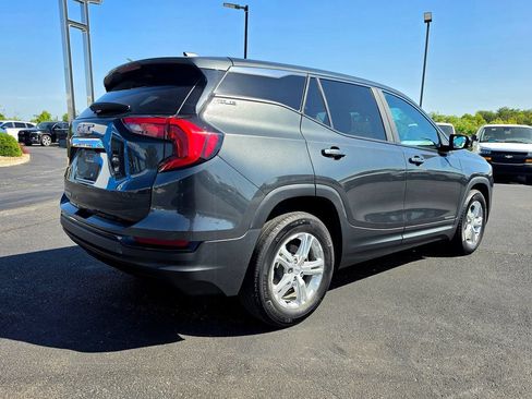 Used 2021 GMC Terrain SLE FWD image 11
