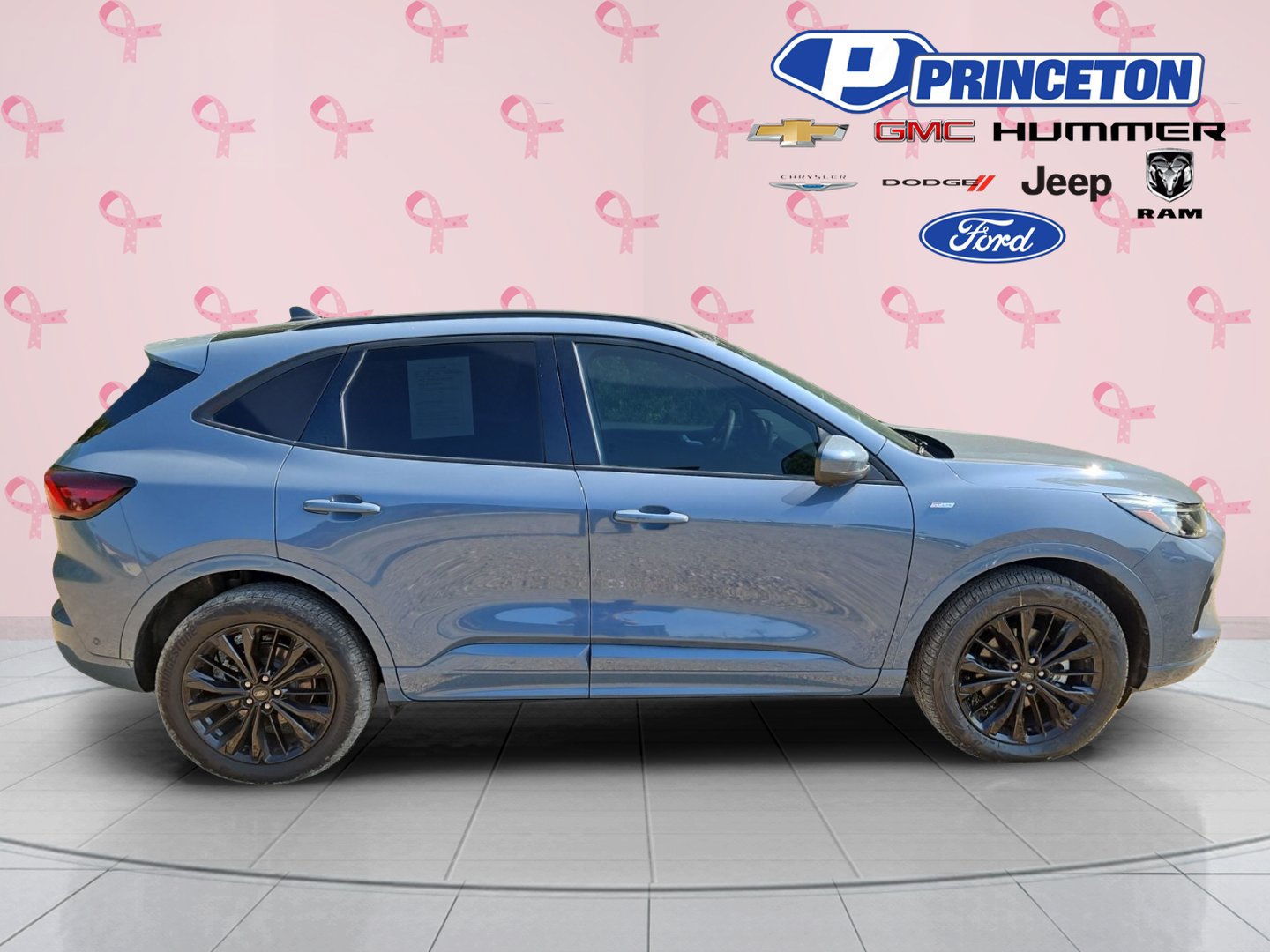 Certified 2024 Ford Escape ST-Line Elite w/ Premium Technology Package AWD/4WD image 9