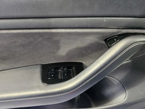 Used 2018 Tesla Model 3 Long Range AWD/4WD image 13