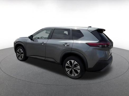 Used 2023 Nissan Rogue SV FWD image 10