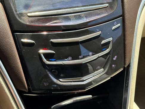 Used 2014 Cadillac XTS Premium FWD image 26