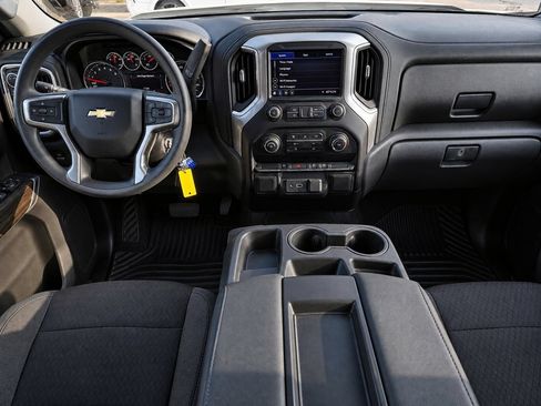Used 2020 Chevrolet Silverado 1500 LT AWD/4WD image 34