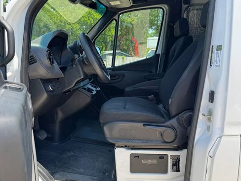Used 2021 Mercedes-Benz Sprinter 2500 w/ Driver Convenience Package image 25