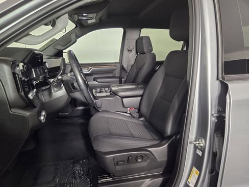 Used 2024 GMC Sierra 1500 Elevation w/ LPO, Elevation Black Package RWD image 10