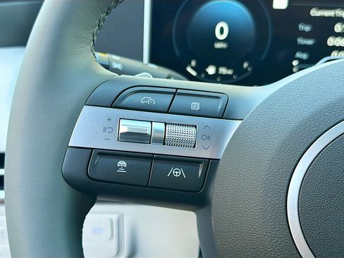 New 2026 Hyundai Tucson Limited image 32