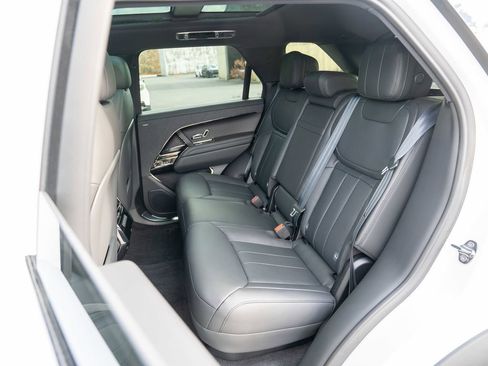 New 2025 Land Rover Range Rover Sport Dynamic SE image 23