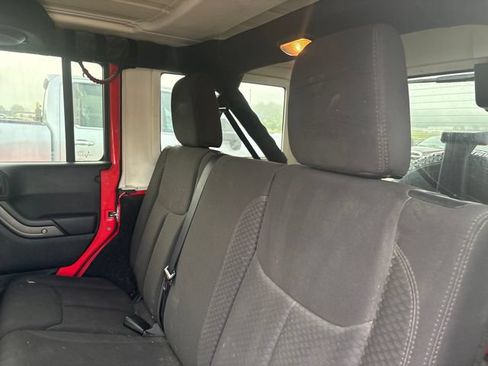 Used 2013 Jeep Wrangler Unlimited Sport AWD/4WD image 10