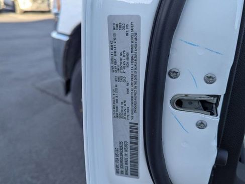 Used 2024 RAM 2500 Big Horn image 26