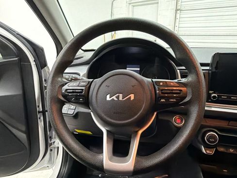 Used 2023 Kia Rio S w/ Technology Package FWD image 14