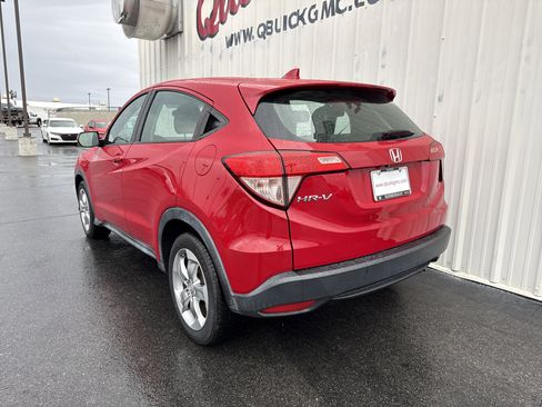 Used 2017 Honda HR-V LX image 7